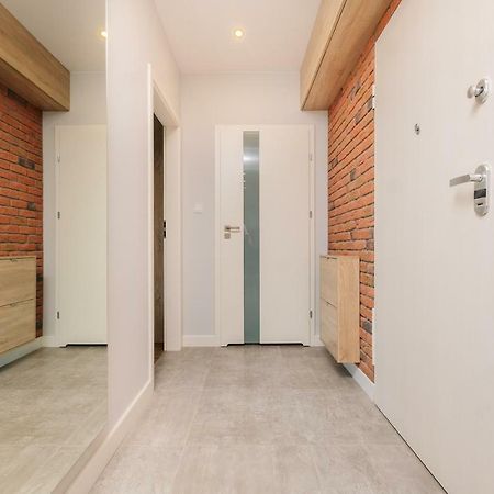 Stare Bielany 2-Bedroom Apartment Varsó Kültér fotó