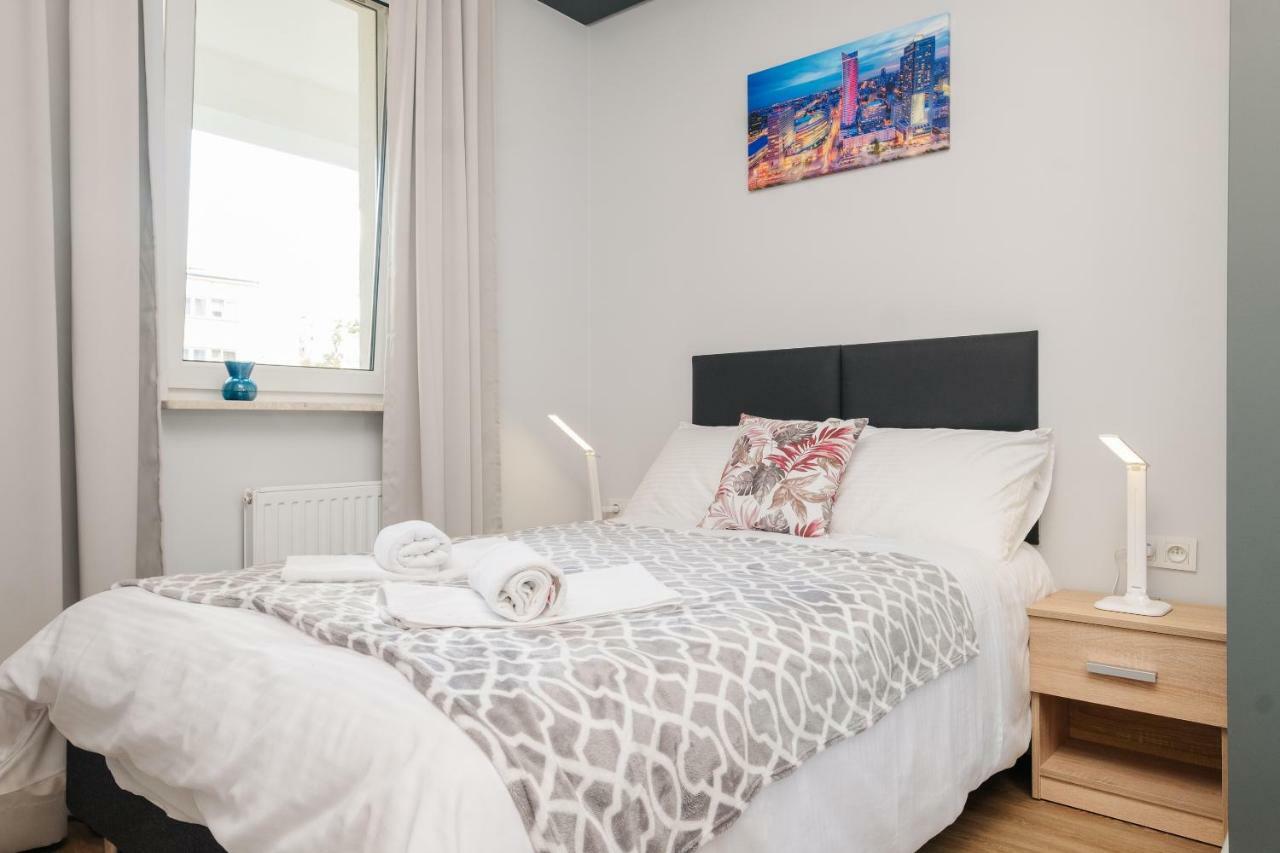 Stare Bielany 2-Bedroom Apartment Varsó Kültér fotó